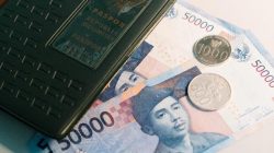 Nilai Tukar Rupiah Terhadap Dollar Bisa Tembus Rp 15.000