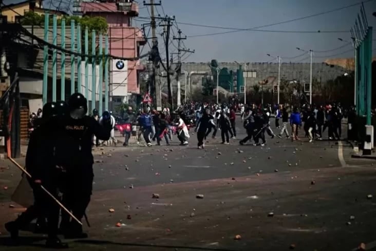  WNI di Nepal Akhirnya Kembali ke Tanah Air!
